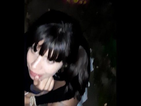 ❤️ Fit-triq pene minfuħ bi skambju għal kandju ❤️ Porn iebes f'mt.assistirhentai.ru ❌️